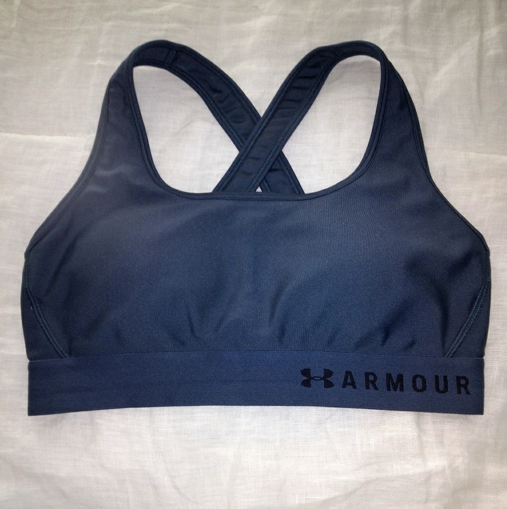 Women's Under Armour sports bra size medium